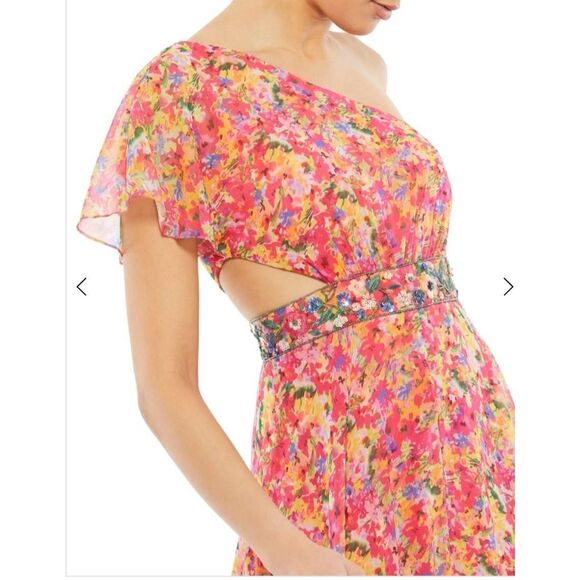 Mac Duggal Style 9157 $498.00. Size 4. H - Picture 3 of 5